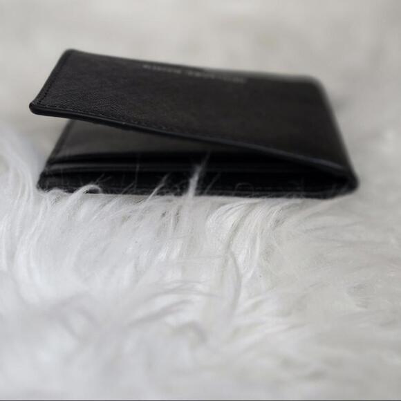 Michael Kors Mens Black Wallet - Picture 6 of 6